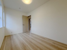 【神奈川県/藤沢市本藤沢】藤沢市本藤沢三丁目　中古戸建 洋室