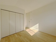 【神奈川県/藤沢市辻堂東海岸】藤沢市辻堂東海岸0115全6棟 6号棟 洋室：【約5.2帖】収納あり