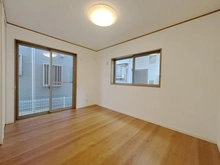 【神奈川県/藤沢市西富】藤沢市西富 中古戸建 納戸（サービスルーム）：【約6.5帖】収納あり