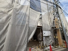 【東京都/中野区沼袋】中野区沼袋2丁目　新築戸建　B号棟 建築中の外観