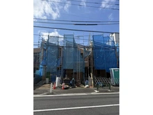 【東京都/練馬区南大泉】練馬区南大泉117　3号棟 建築中の外観：全3棟　写真一番右