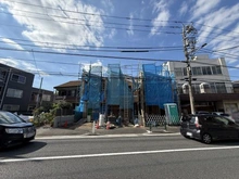 【東京都/練馬区南大泉】練馬区南大泉117　3号棟 建築中の外観：全3棟　写真一番右