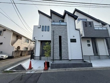 【東京都/新宿区中井】新宿区中井2丁目　中古戸建 外観：写真左