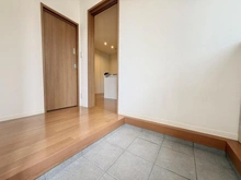 【千葉県/流山市市野谷】売戸建住宅 玄関