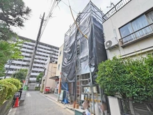 【東京都/葛飾区青戸】葛飾区青戸5期 1号棟新築戸建 建築中の外観：真ん中の建物になります。