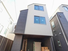 【東京都/大田区東雪谷】大田区東雪谷2丁目 新築戸建 2号棟 建築中の外観：全3棟／2号棟