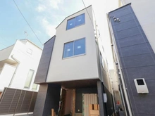 【東京都/大田区東雪谷】大田区東雪谷2丁目 新築戸建 2号棟 建築中の外観：全3棟／2号棟