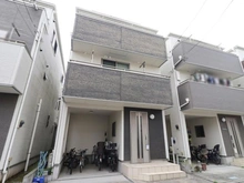 【東京都/板橋区弥生町】板橋区弥生町　戸建て 外観：建物左