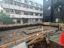 【東京都/新宿区下落合】新宿区下落合3丁目 新築戸建 建築中の外観
