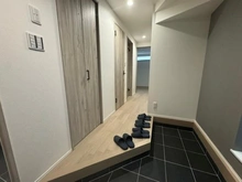 【東京都/渋谷区上原】渋谷区上原2丁目 戸建 玄関