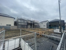 【東京都/練馬区高松】練馬区高松6丁目13期　3号棟 現地（建築前）：右側奥3号棟（全5号棟）