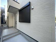 【東京都/武蔵野市境南町】武蔵野市境南町一丁目新築戸建C号棟/全5棟 玄関