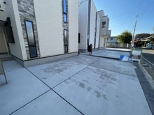 【東京都/武蔵野市境南町】武蔵野市境南町一丁目新築戸建C号棟/全5棟 駐車場