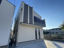 【東京都/武蔵野市境南町】武蔵野市境南町一丁目新築戸建E号棟/全5棟 外観：全5棟現場（写真は中央はE号棟です）