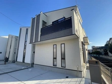 【東京都/武蔵野市境南町】武蔵野市境南町一丁目新築戸建E号棟/全5棟 外観：全5棟現場（写真は中央はE号棟です）