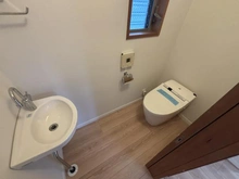 【東京都/三鷹市下連雀】三鷹市下連雀3丁目戸建 トイレ