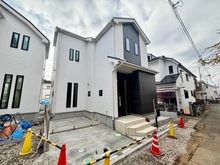 【東京都/西東京市東町】西東京市東町5丁目　新築戸建B号棟/全2棟 建築中の外観：全2棟現場　写真中央