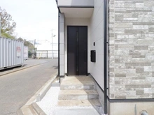 【東京都/西東京市西原町】西東京市西原町4丁目1号棟 アプローチ