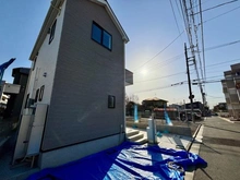 【東京都/三鷹市上連雀】三鷹市上連雀8丁目　新築戸建　3号棟/全4号棟 外観：全2棟/中央