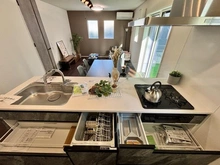 【東京都/三鷹市上連雀】三鷹市上連雀8丁目　新築戸建　3号棟/全4号棟 キッチン