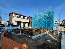 【東京都/西東京市南町】西東京市南町6丁目　新築戸建　8号棟/全16号棟 建築中の外観：全16棟／写真中央