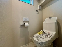 【東京都/杉並区宮前】杉並区宮前五丁目新築戸建 2号棟/全2棟 トイレ
