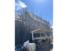 【東京都/西東京市南町】西東京市南町四丁目　新築戸建　1号棟全3棟 建築中の外観：全3棟（1号棟は右側）