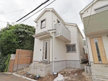 【東京都/西東京市ひばりが丘北】西東京市ひばりが丘北4丁目　1号棟/全2号棟 建築中の外観：全2棟/左側