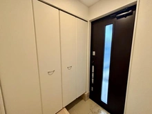 【東京都/西東京市住吉町】西東京市住吉町一丁目　新築戸建　3号棟/全4号棟 玄関
