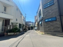 【東京都/三鷹市下連雀】三鷹市下連雀6丁目　新築戸建て 前面道路