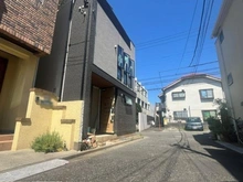 【東京都/三鷹市下連雀】三鷹市下連雀6丁目　新築戸建て 前面道路