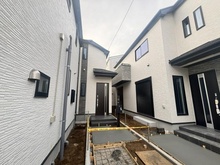 【東京都/西東京市新町】西東京市新町3丁目　新築戸建　E号棟 建築中の外観：全5号棟/左奥