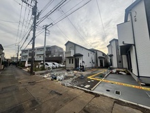 【東京都/西東京市新町】西東京市新町3丁目　新築戸建　E号棟 前面道路：全5号棟/左2番目