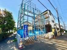 【東京都/調布市染地】調布市染地1丁目　新築戸建 建築中の外観