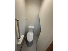 【東京都/調布市富士見町】調布市富士見町三丁目　新築戸建 トイレ