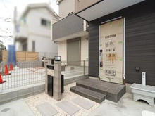 【東京都/調布市深大寺北町】調布市深大寺北町4丁目新築戸建　B号棟 アプローチ