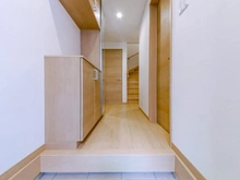 【東京都/目黒区南】目黒区南～shiroi家～  玄関