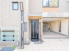 【東京都/新宿区中落合】新宿区中落合2丁目　中古戸建 玄関