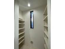 【神奈川県/横浜市鶴見区向井町】横浜市鶴見区向井町4丁目 中古一戸建て 収納