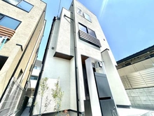 【東京都/世田谷区玉川】世田谷区玉川3丁目 新築戸建て A号棟 外観：全2棟／右側　A号棟