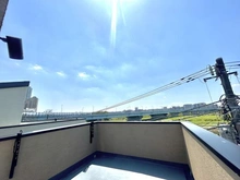 【東京都/世田谷区玉川】世田谷区玉川3丁目 新築戸建て B号棟 ルーフバルコニー