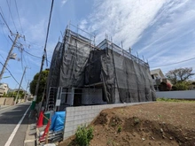 【東京都/世田谷区東玉川】世田谷区東玉川1丁目　新築戸建 建築中の外観