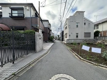 【東京都/目黒区目黒】目黒区目黒4丁目　新築戸建 前面道路