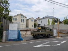 【東京都/世田谷区東玉川】世田谷区東玉川1丁目　B号棟 現地（建築前）：全2棟現場（対象不動産写真右側）