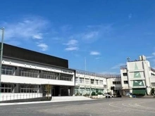 【東京都/世田谷区深沢】世田谷区深沢1丁目中古戸建 世田谷区立八幡中学校（現地より約683m）