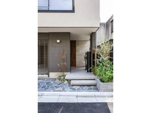 【東京都/目黒区大岡山】目黒区大岡山2丁目　新築戸建（AVANT大岡山IV） アプローチ