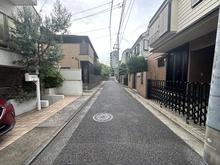【東京都/目黒区南】目黒区南三丁目戸建 前面道路