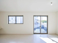 【東京都/稲城市坂浜】稲城市坂浜4丁目　新築戸建2号棟 リビング・ダイニング