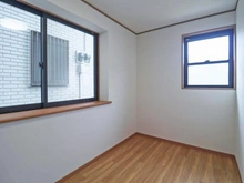 【神奈川県/川崎市多摩区長沢】川崎市多摩区長沢2丁目　中古戸建 洋室：約5.0帖