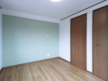 【神奈川県/川崎市多摩区長沢】川崎市多摩区長沢2丁目　中古戸建 洋室：約6.0帖